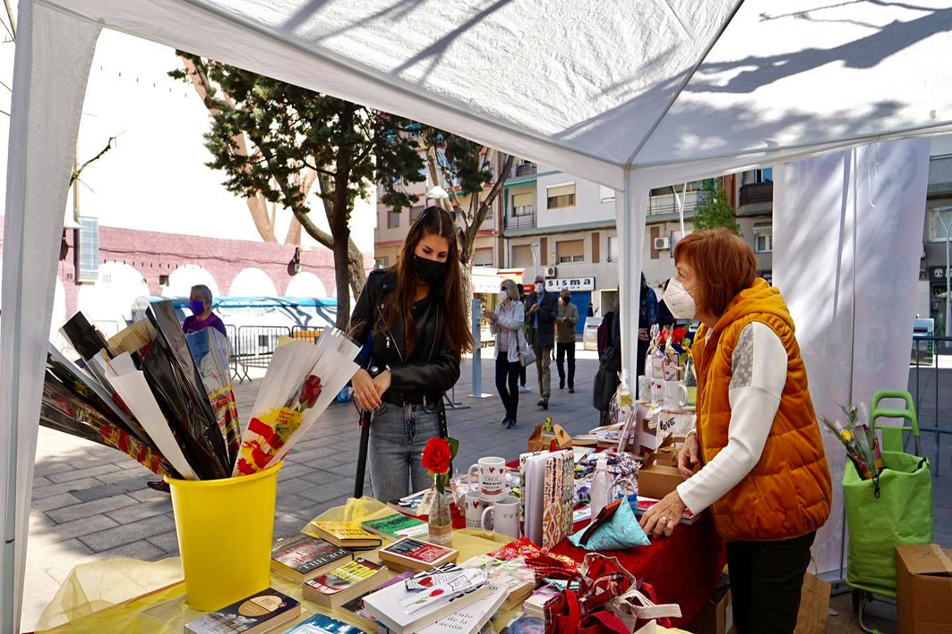 La festa de Sant Jordi omplirà de cultura, llibres i roses