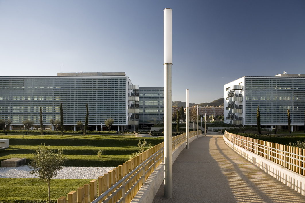 La taxa d’atur de Viladecans baixa del 8%