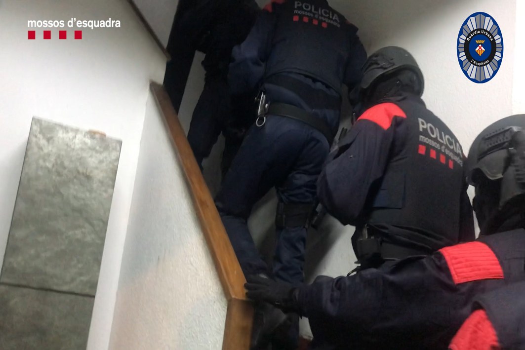 Els Mossos d’Esquadra i la Guardia Urbana de l’Hospitalet de Llobregat desmantellen un narcopís