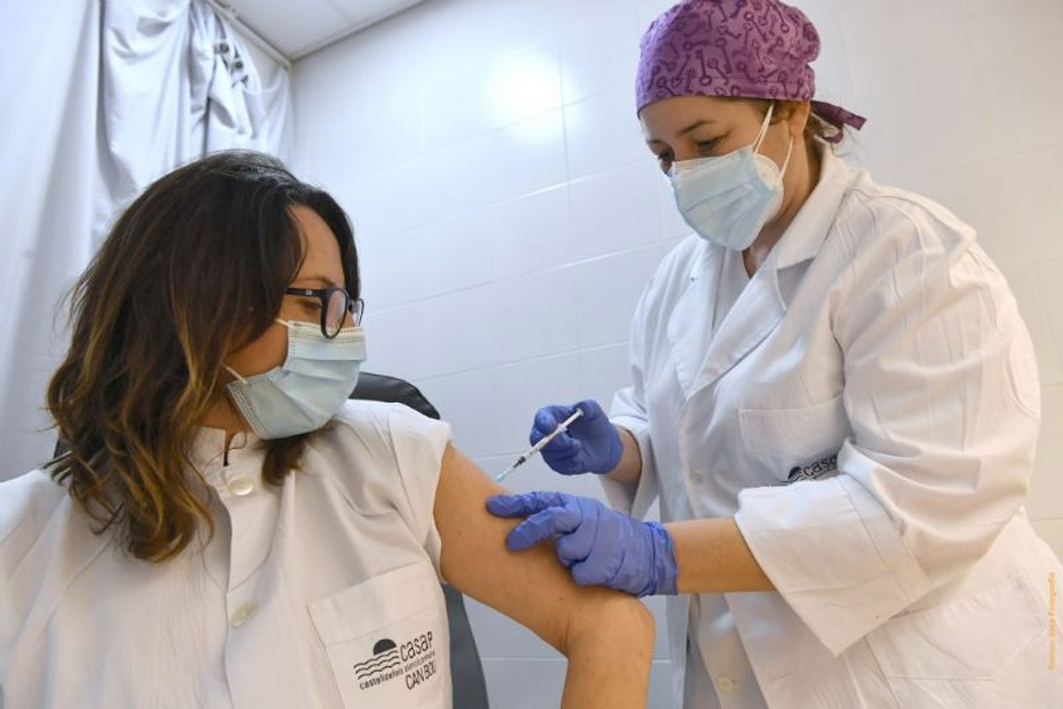Cerca de 1.400 personas han sido vacunadas