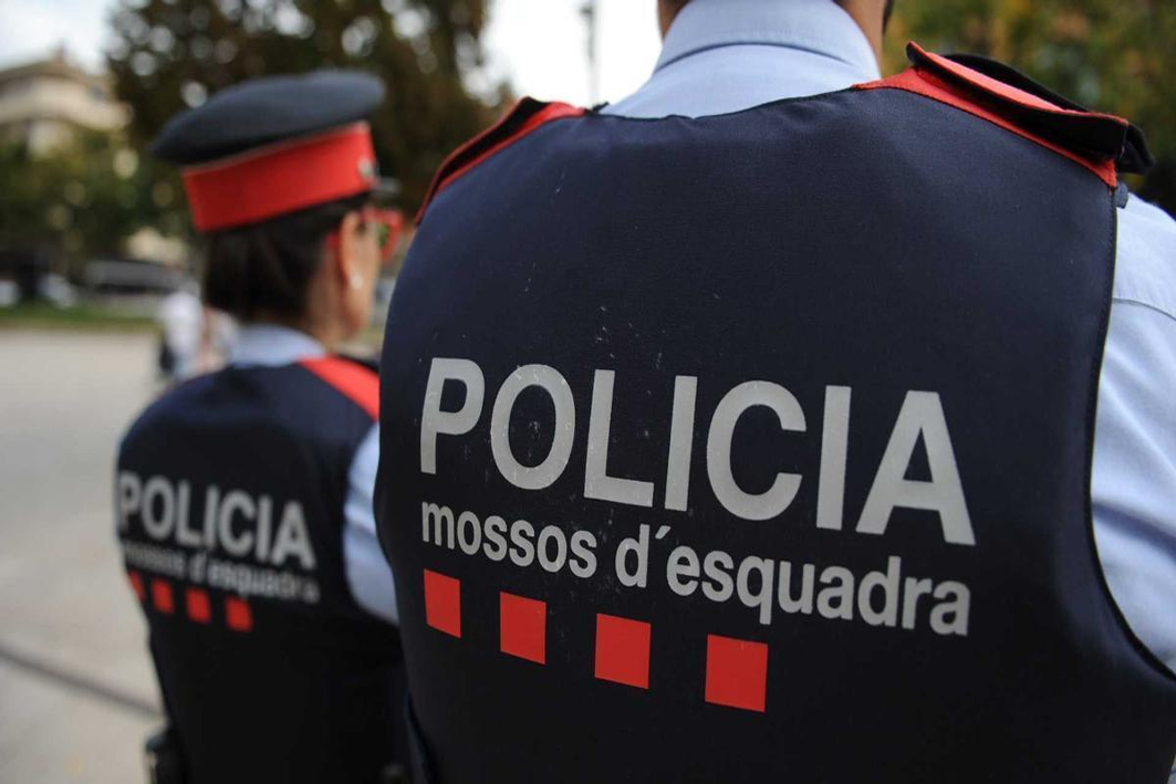 Els Mossos d’Esquadra detenen dos homes quan transportaven 25 quilograms de cabdells de marihuana