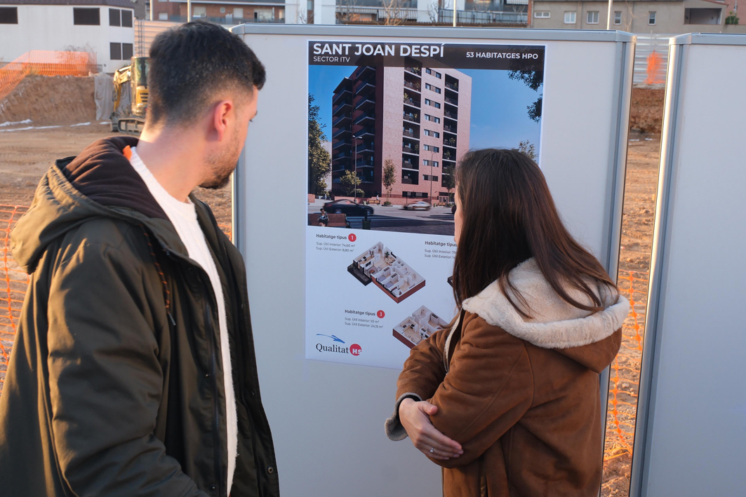 Sant Joan Despí posa la primera pedra de les obres de construcció dels 53 habitatges protegits del sector ITV