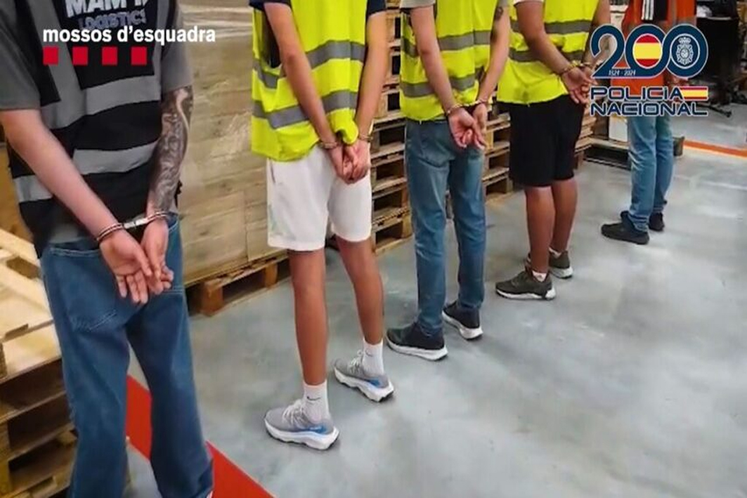 Cop policial contra una entramat criminal per una estafa de més d'1 milió d'€ a una empresa de telecomunicacions