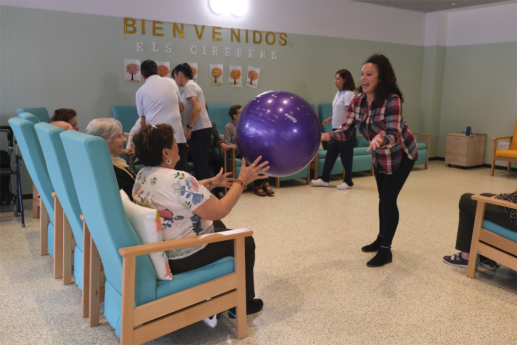 El centre de dia per a gent gran dependent de Sant Joan Despí ja atén les primeres persones usuàries
