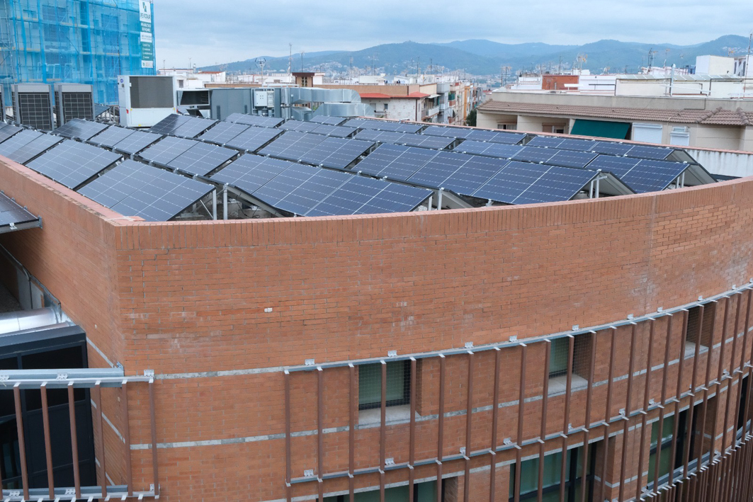 El Centre Cívic Les Planes reobre portes després de les obres de reforma