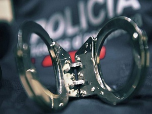 Detenen un home per dos robatoris violents a Viladecans i Gavà